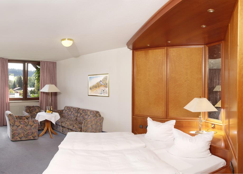 Hotel Hohe Linde Isny im Allgäu Rum bild